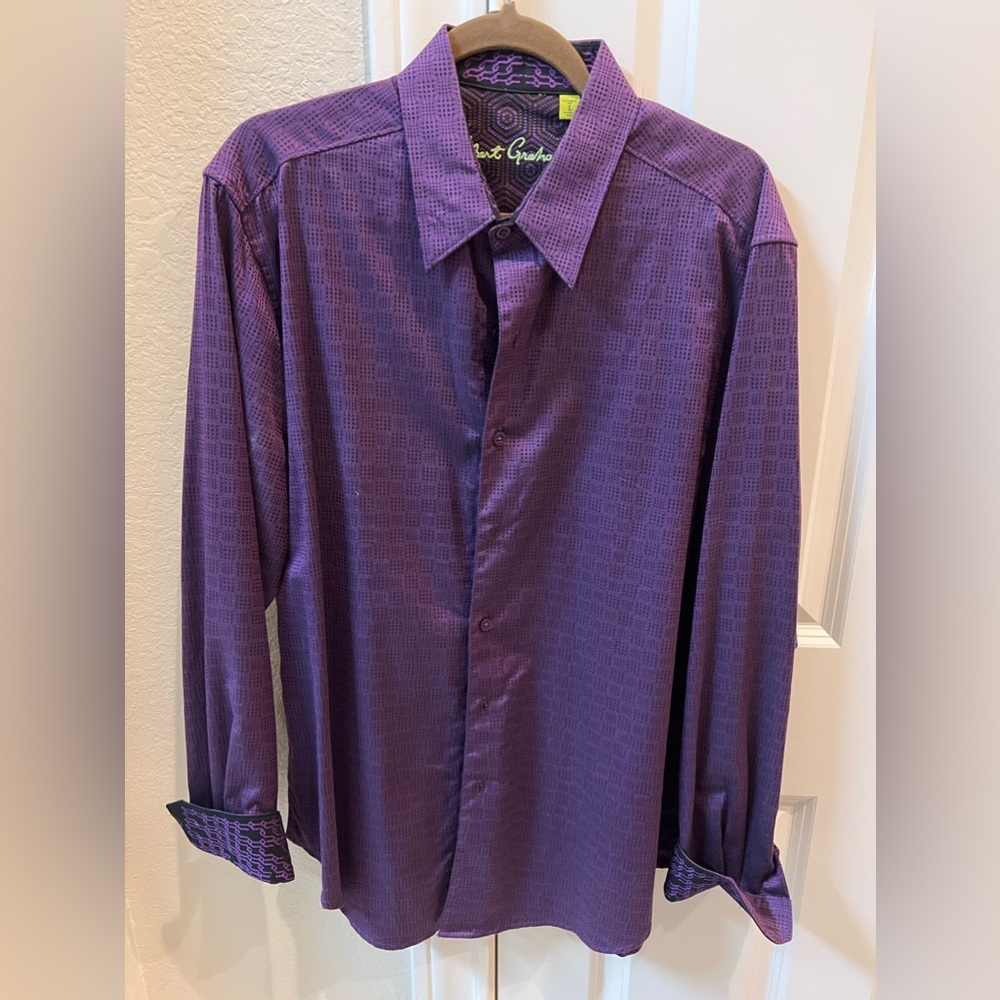 Men’s dress shirt